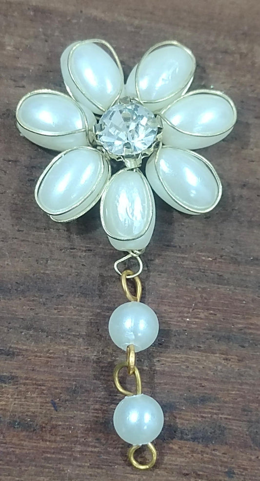 Artificial white pearl flower