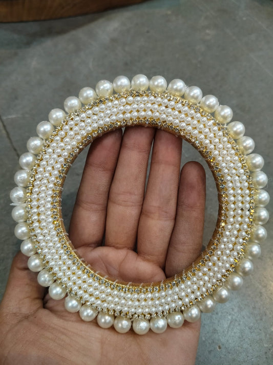 White Pearl ring _4 Inch
