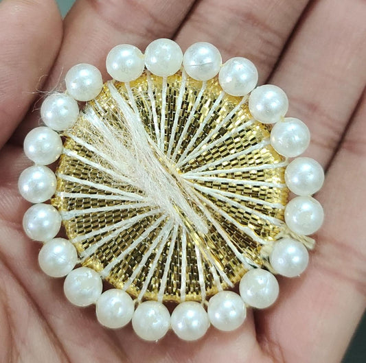 Golden base with white pearl