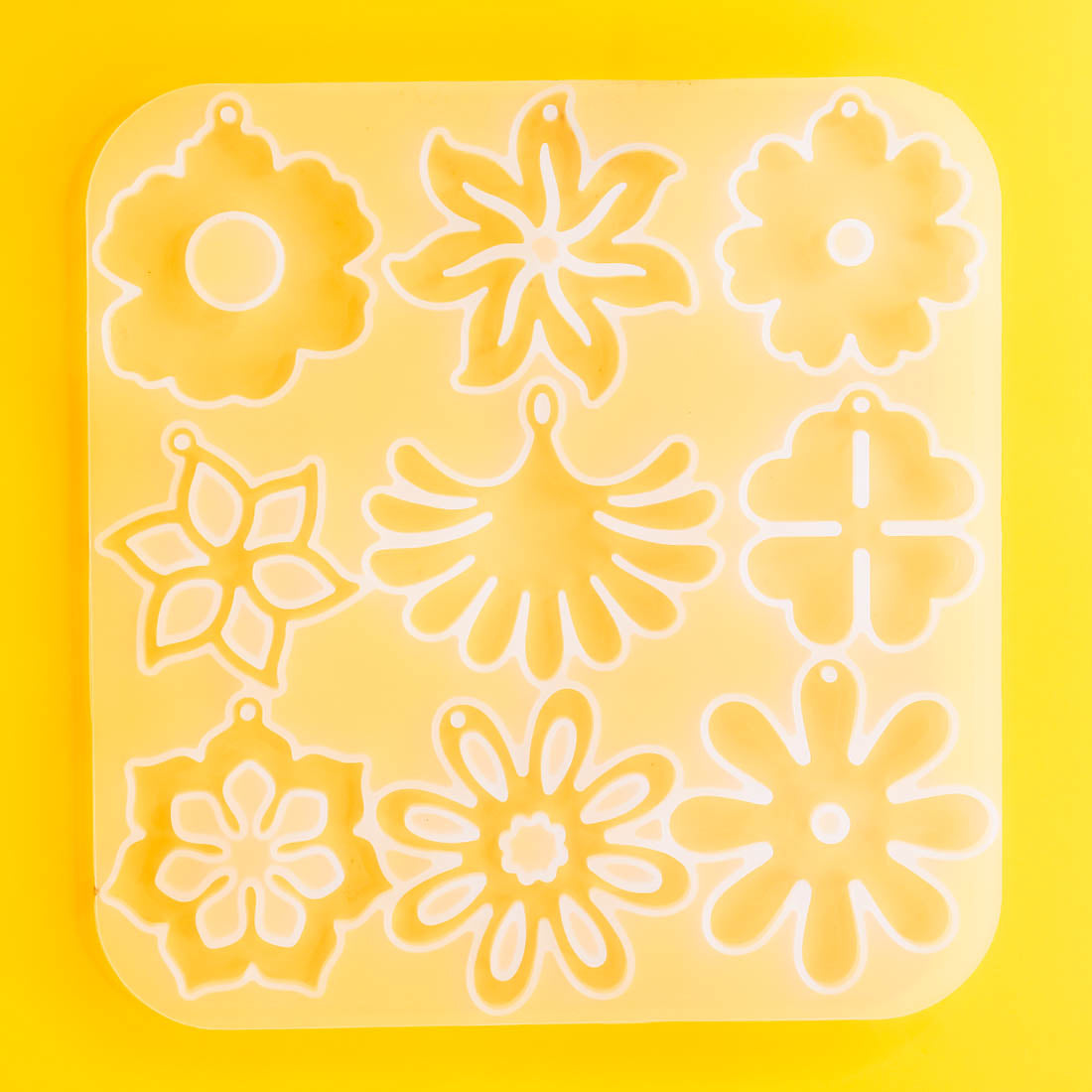 9 Cavity Flower Pendant Mould