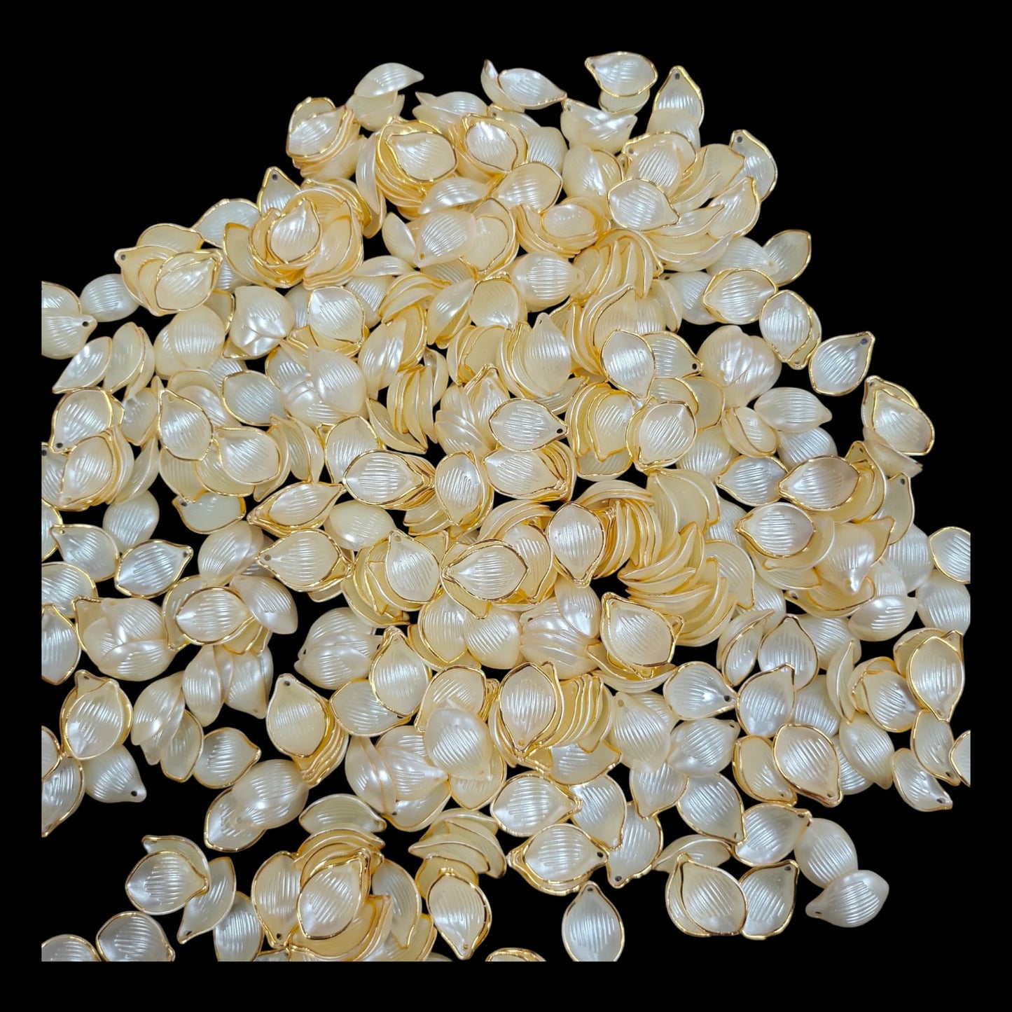 Pearl Petals_03