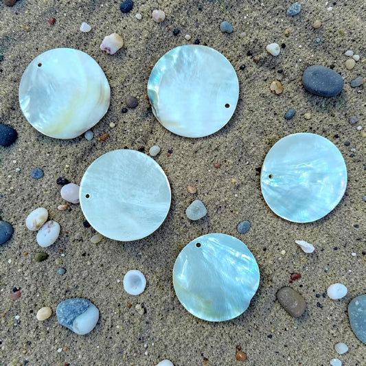 Mother of Pearl Pendant_04