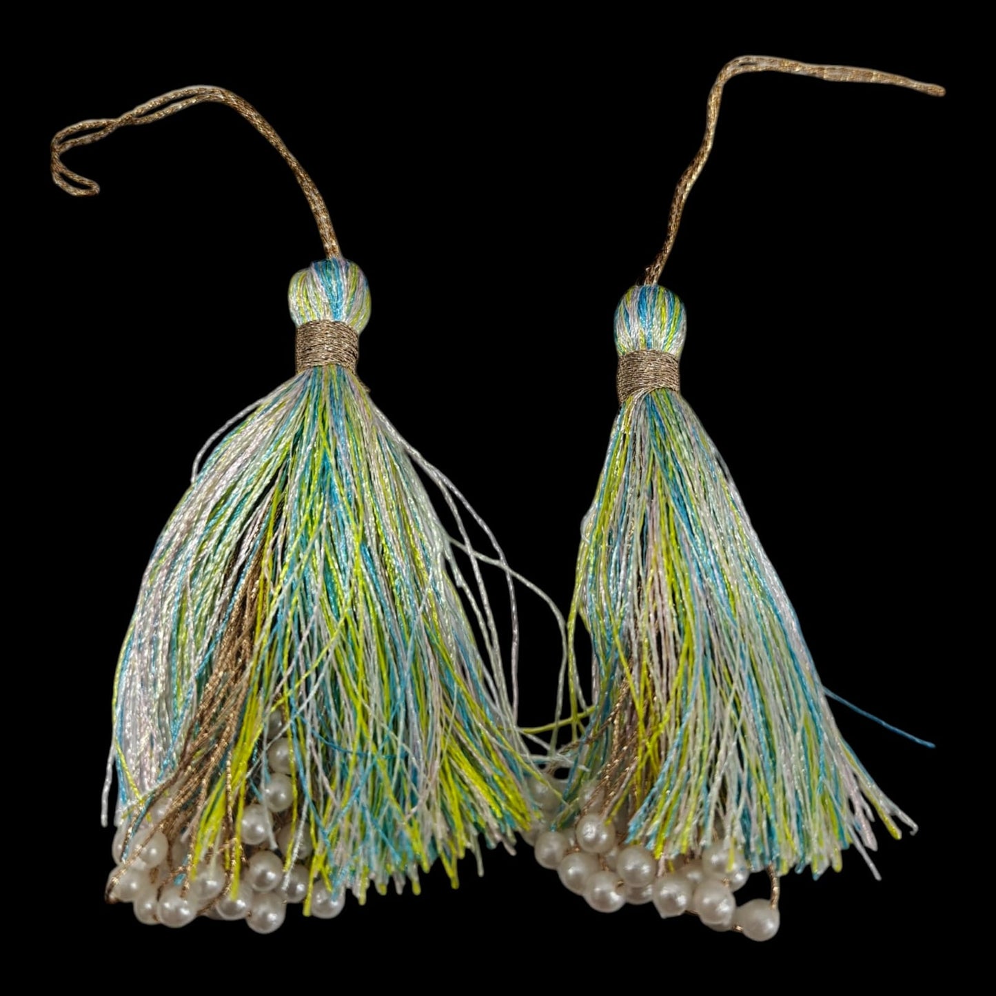 Tassels with White Pearl 2