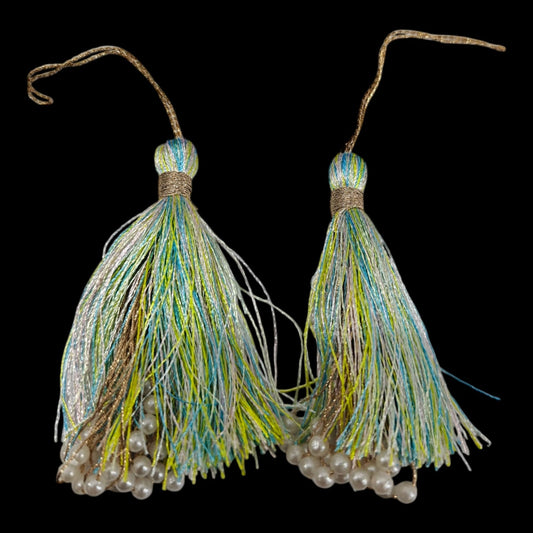 Tassels with White Pearl 2