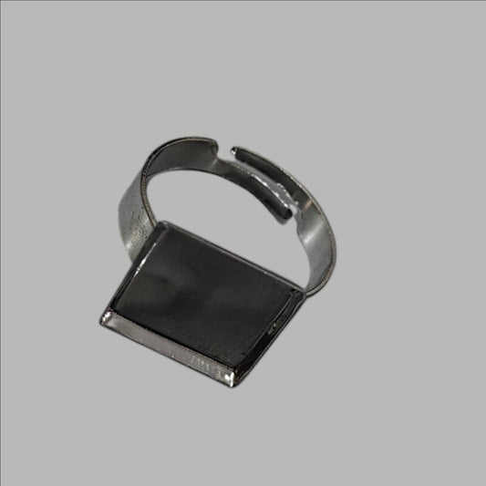 Square shape finger ring