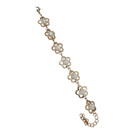 Golden Bracelet With Pearl