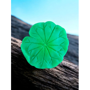Medium Leaf's