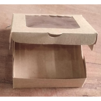 Box with window_03