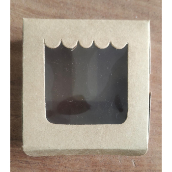 Box with window_04