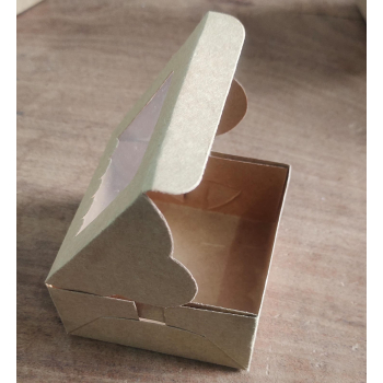 Box with window_04