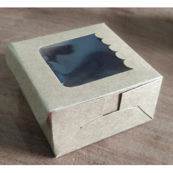 Box with window_04