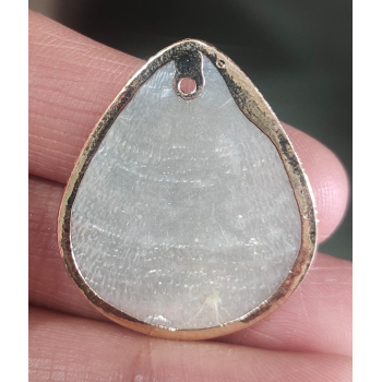 Mother of Pearl Pendant