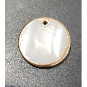 Mother of Pearl Pendant_02