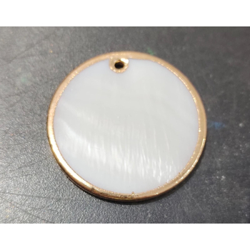 Mother of Pearl Pendant_03