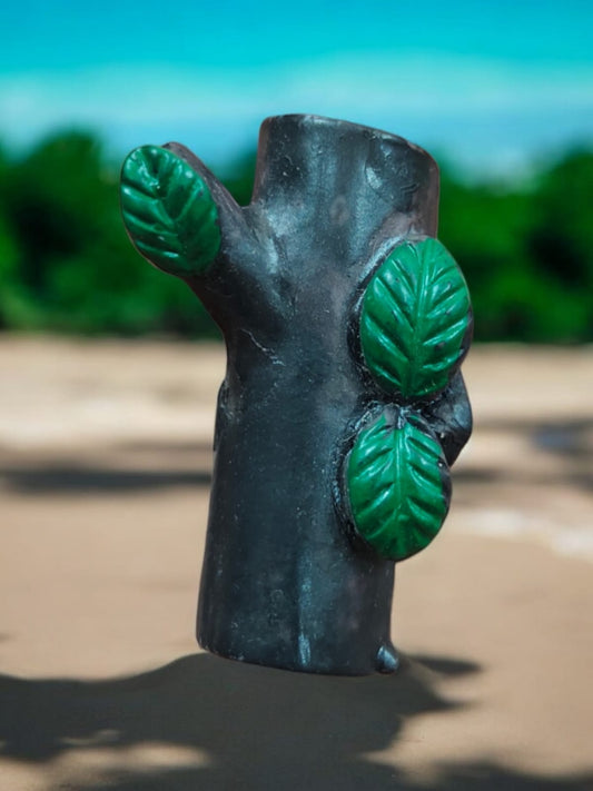 Wooden stem with Leaf's