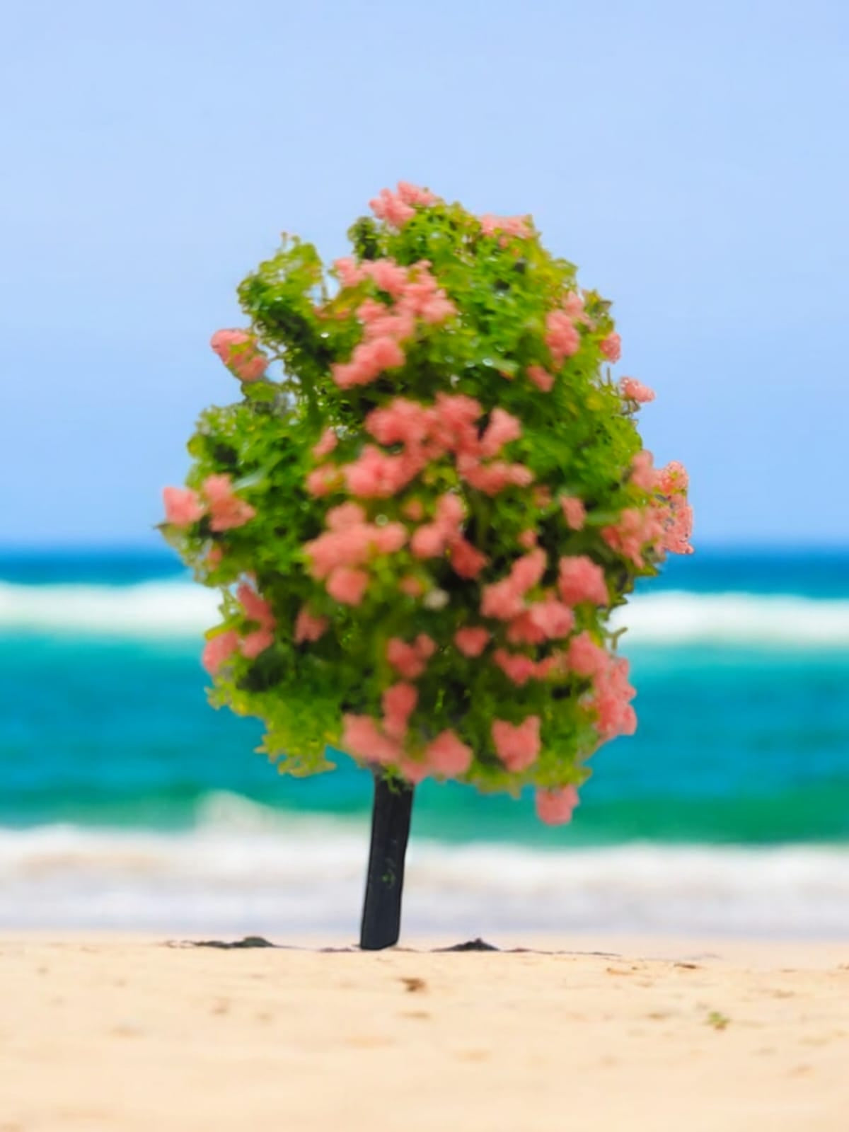 Small Tree Light Pink