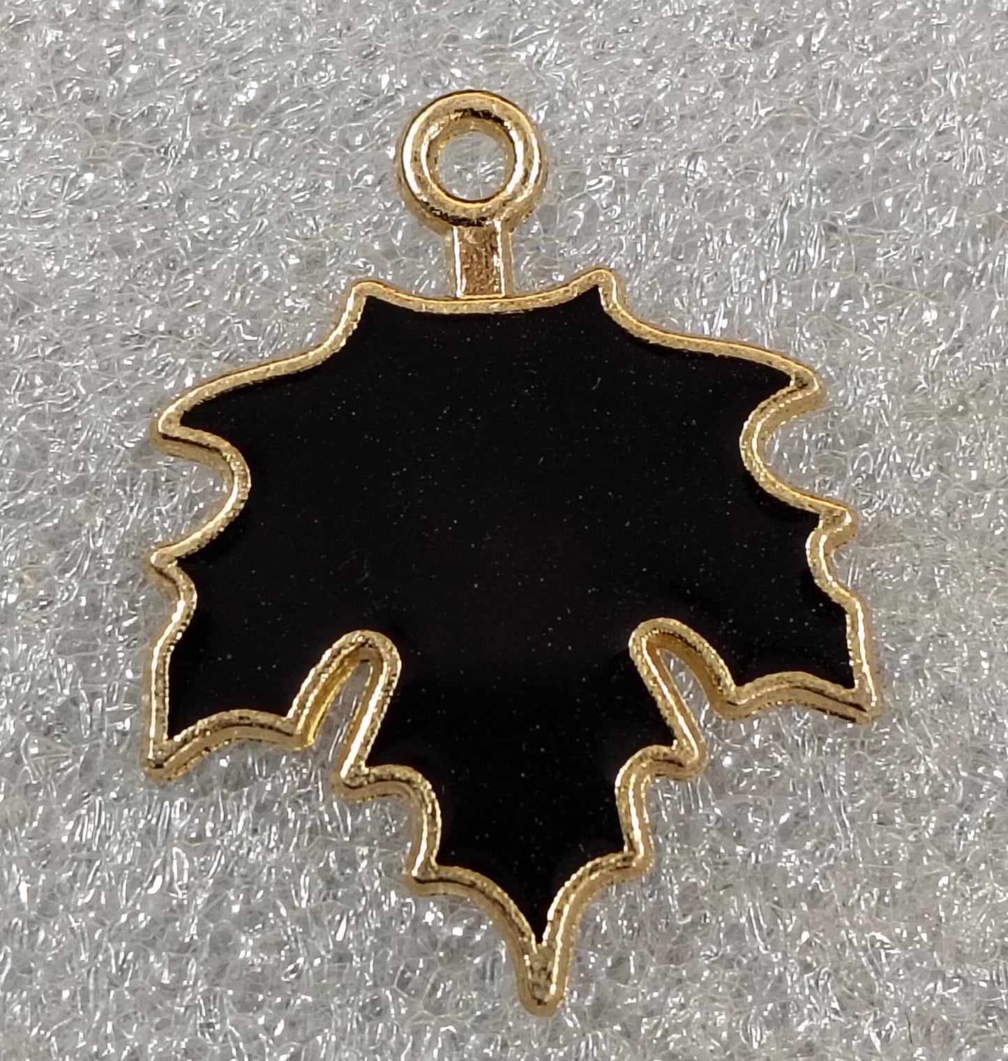 Mapple Leaf Charm