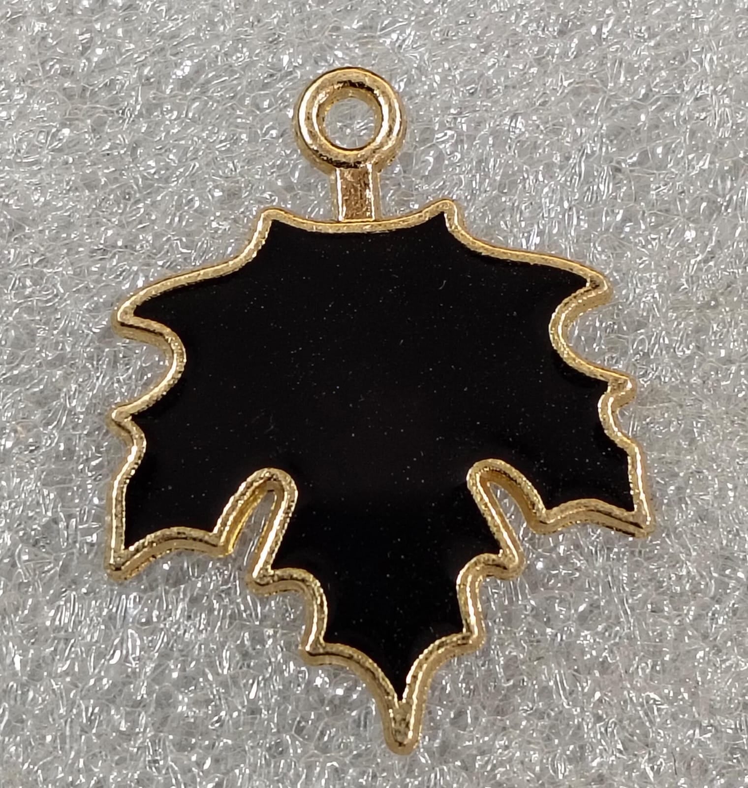 Mapple Leaf Charm