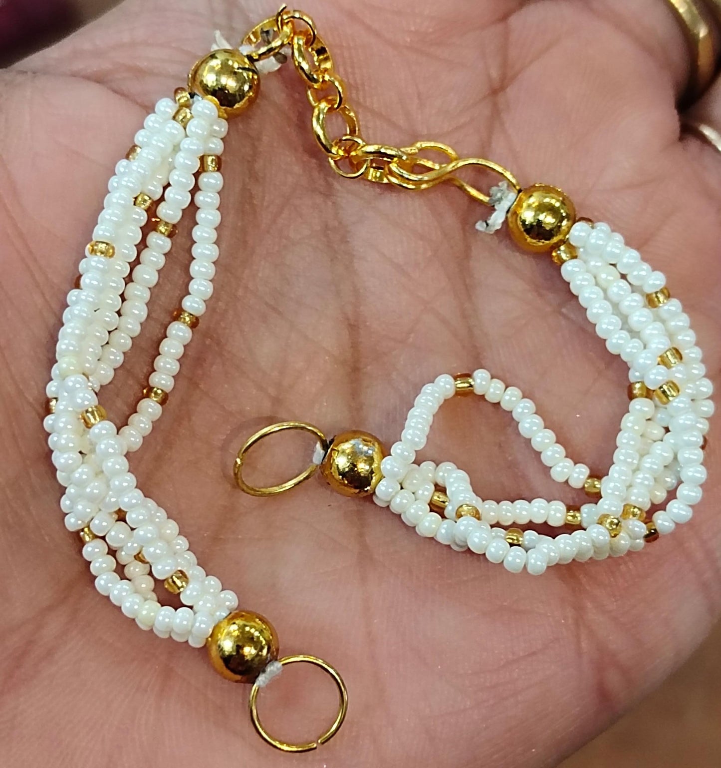 White pearl Bracelet