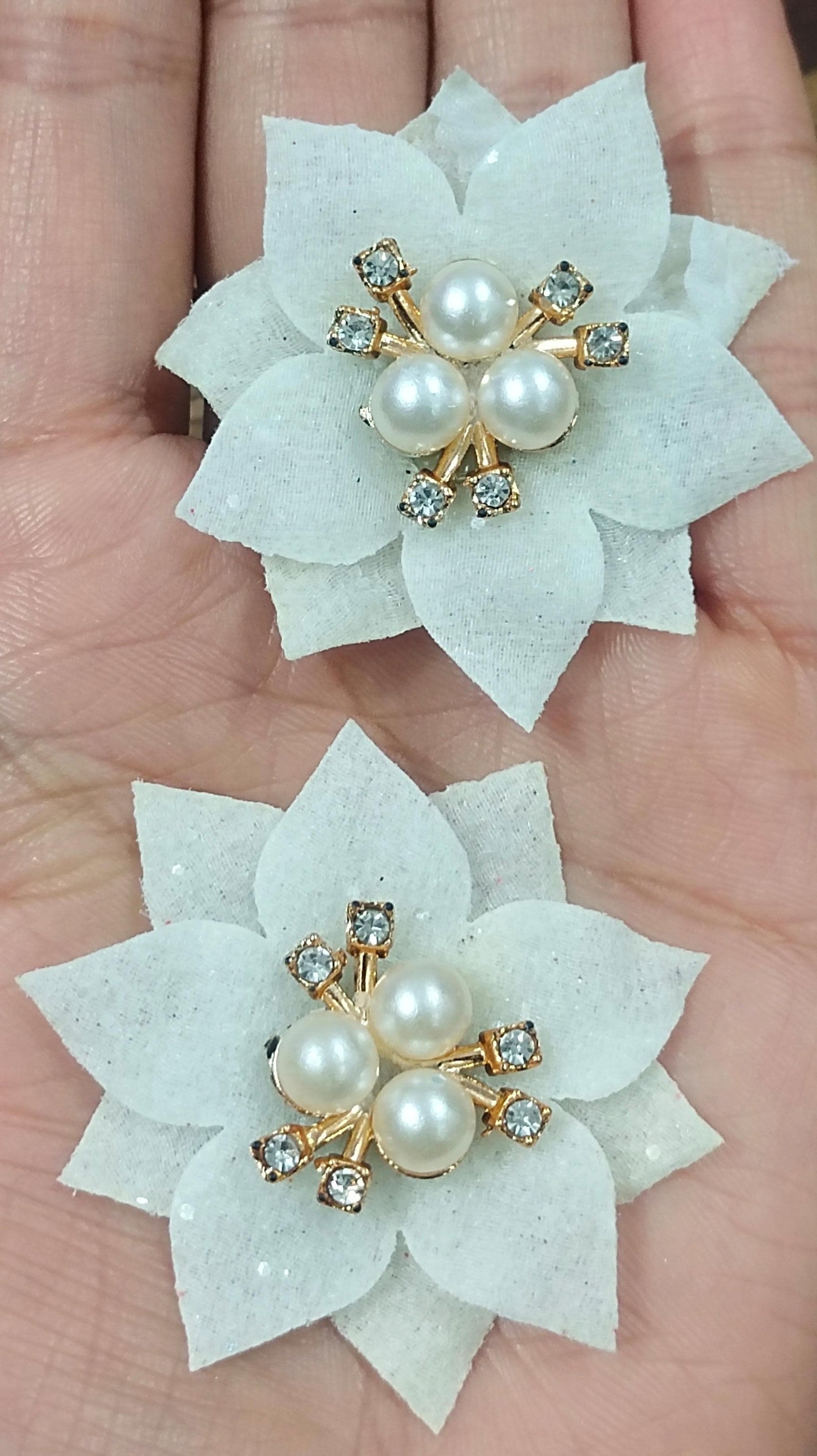 Lotus flower with pearl Pearl Embellishment