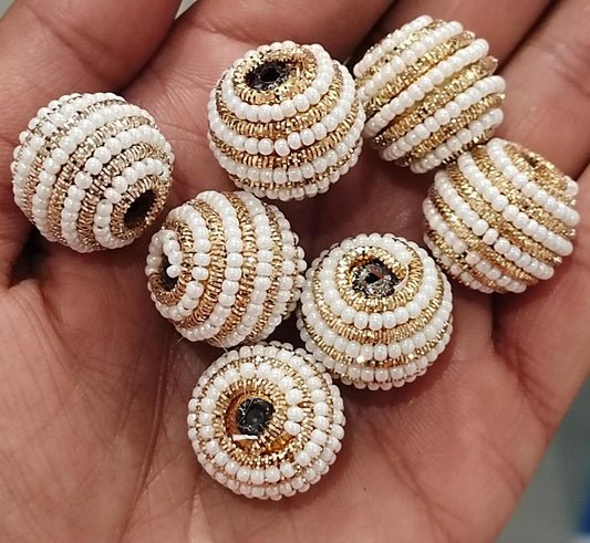 White& Golden Pearl Latkan Ball