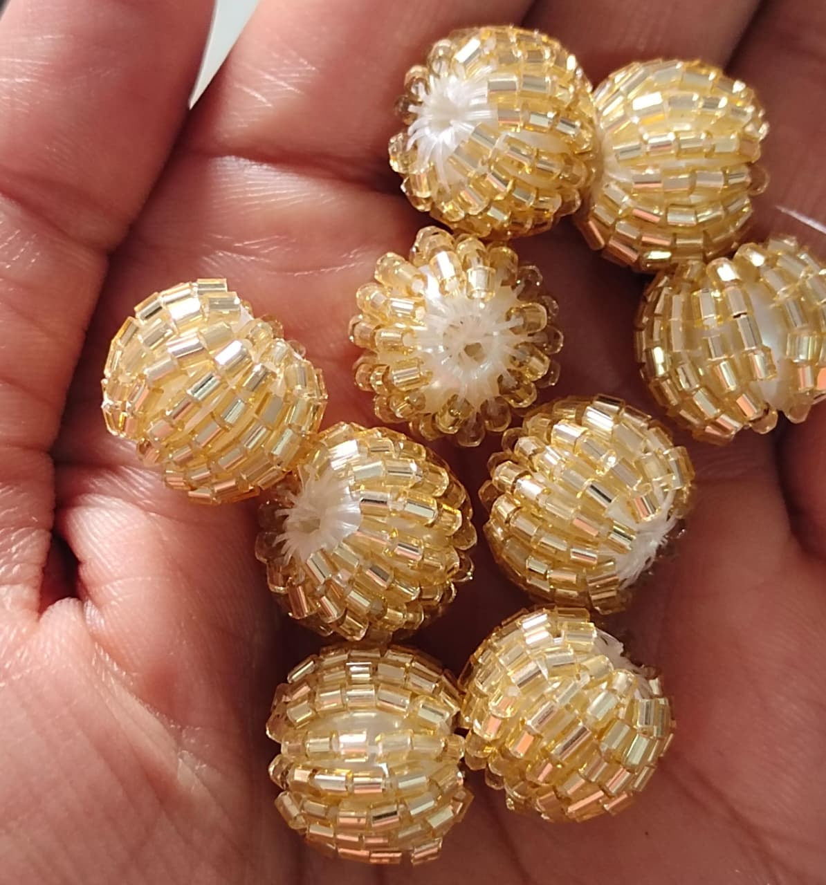 Golden Cut dana Ball