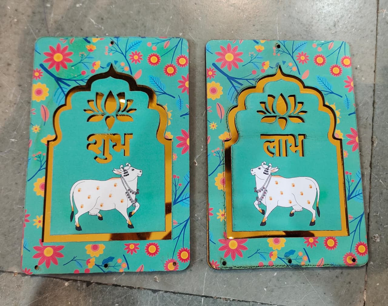 Jhorkha with Pichwai Cow