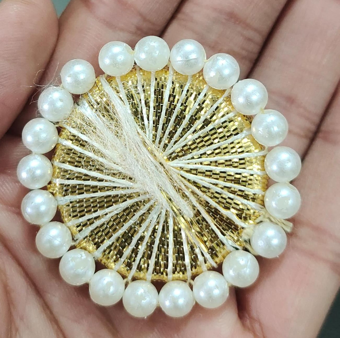 Golden base with white pearl
