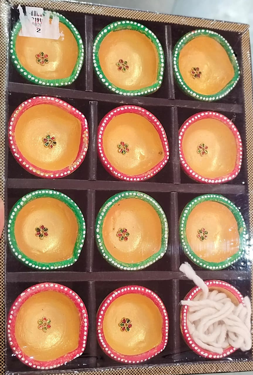 Painted Diya_04