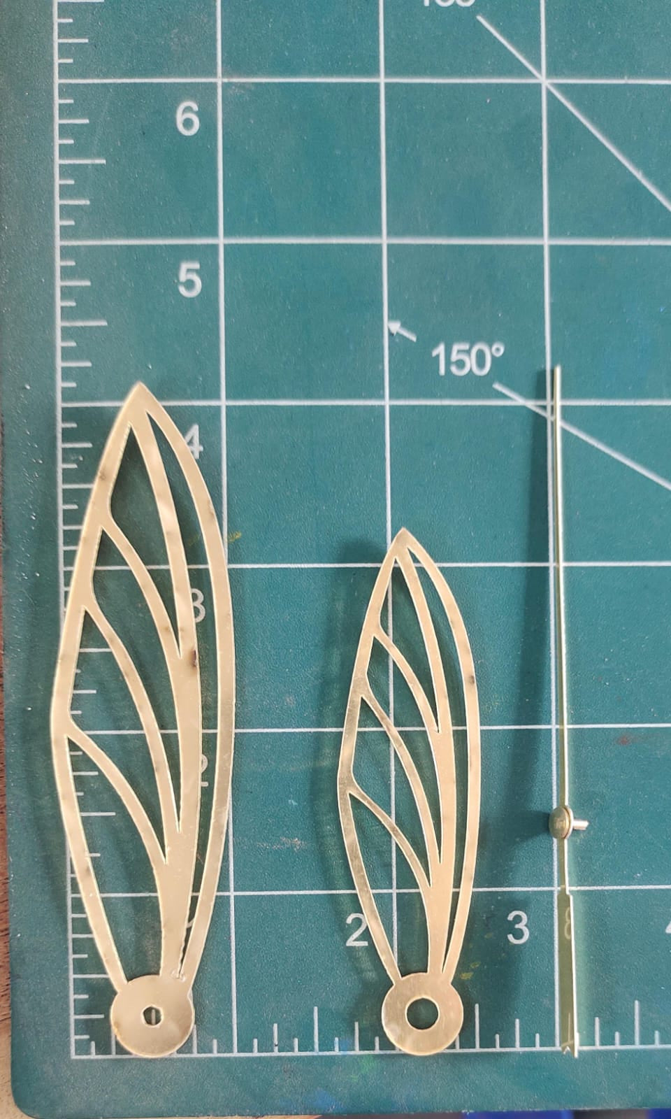Acrylic Needle_Golden