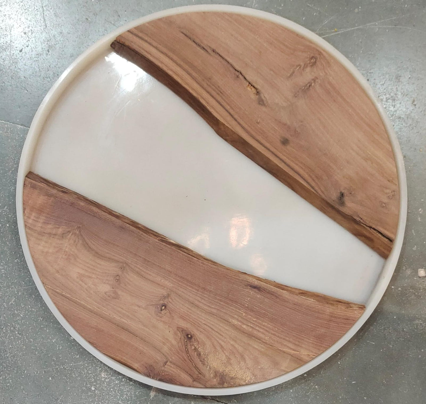 Table wood 18 Inch_P09