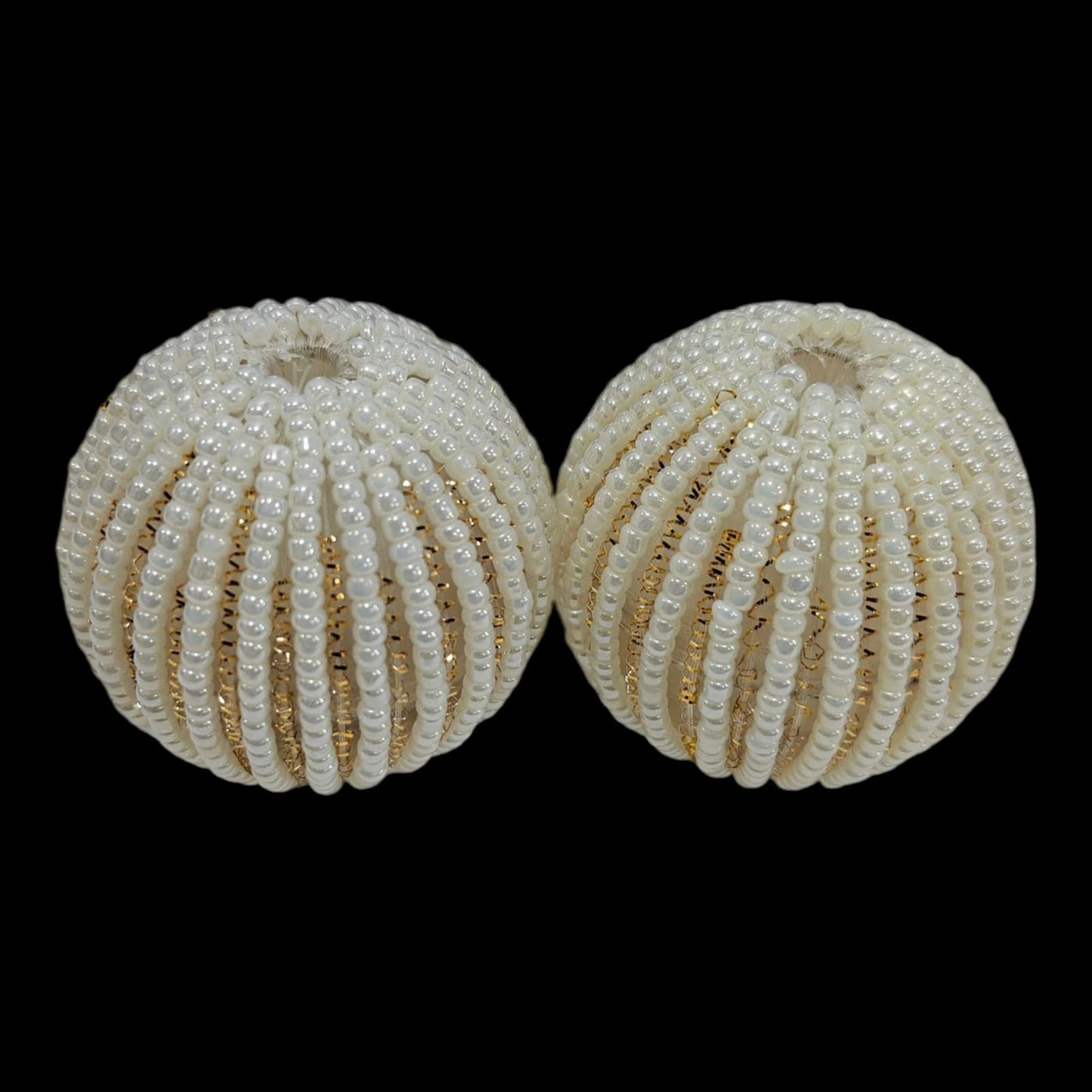 White Pearl Ball 1