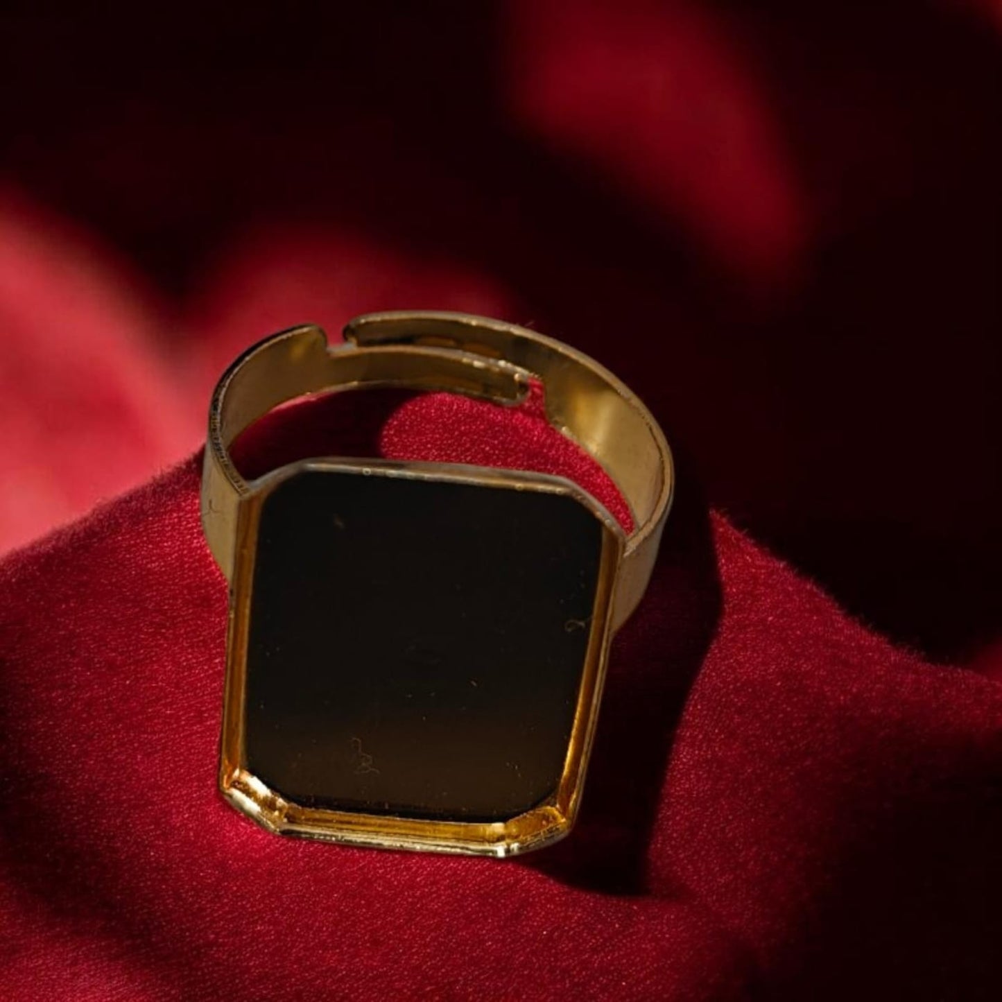 Rectangle shape finger ring